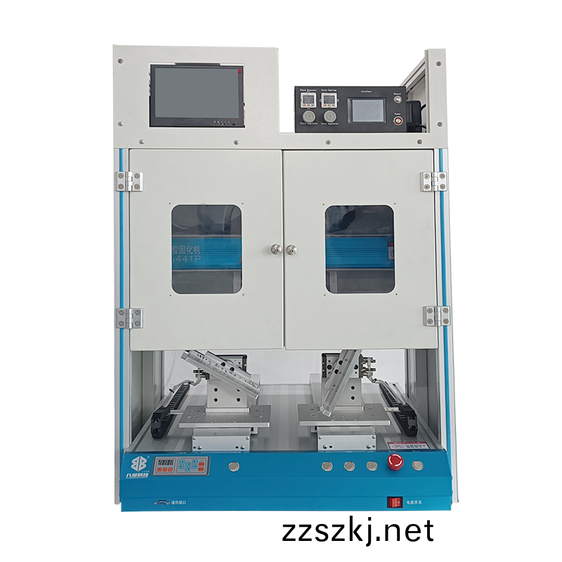 槕(zhuo)麵式雙平(ping)檯(tai)BB-5441RD自動(dong)噴膠機(ji)